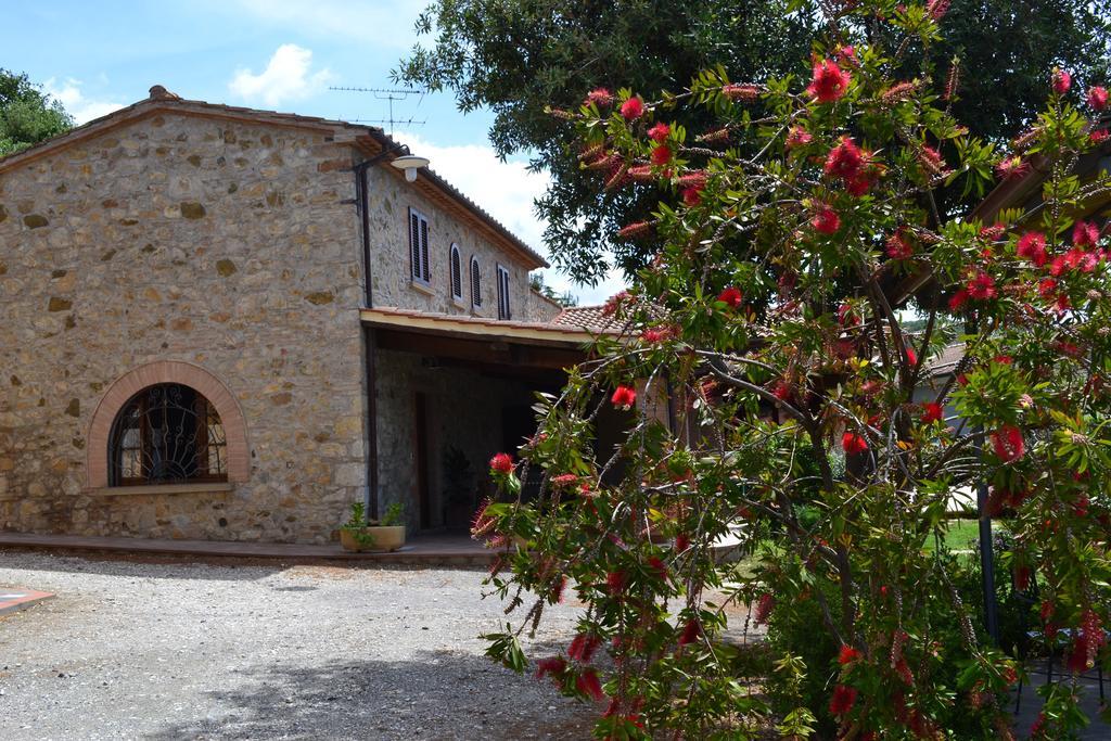 Agriturismo La Ghiraia Santa Luce Ruang foto